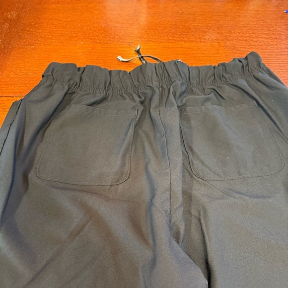 ClimateRight by Cuddl Duds black XL scrub pants jogger style - Picture 3 of 10